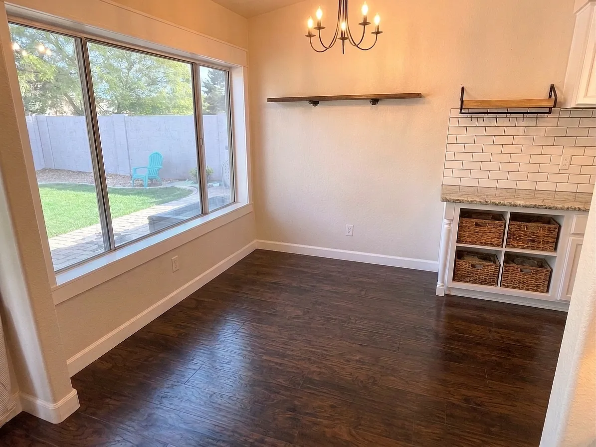 3 bed, 1334 sqft, $2,300 — Photo 4
