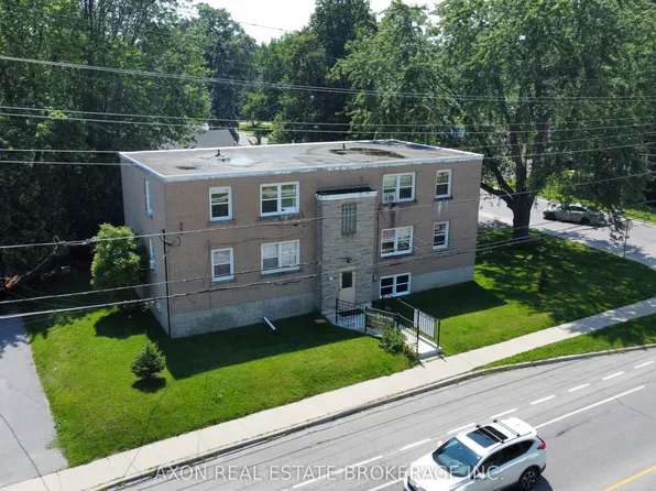 1028 Johnson St, Kingston, ON K7M 2N4