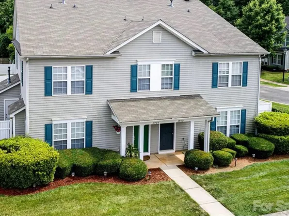 2049 Flushing Ct #2049, Charlotte, NC 28215