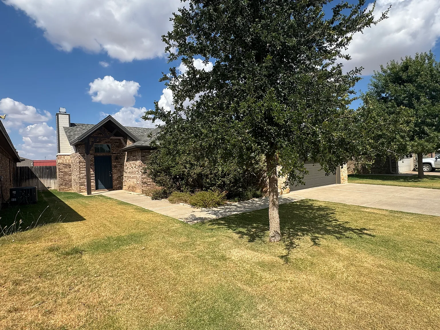 4 bed, 1762 sqft, $1,800 — Photo 2