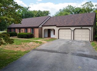 1129 Lost Rd, Martinsburg, WV 25403
