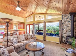 42854 Sierra Dr, Three Rivers, CA 93271