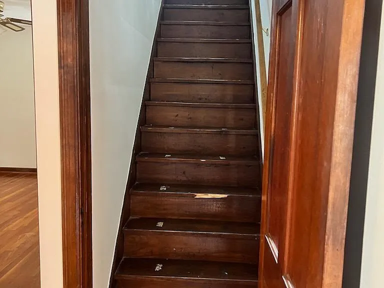 1036 Kelton Ave — Photo 16