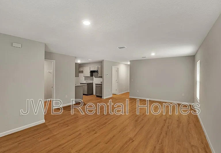 1145 Canal St — Photo 4