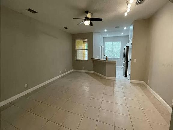 5th image of 534 Black Lion Dr NE #534
