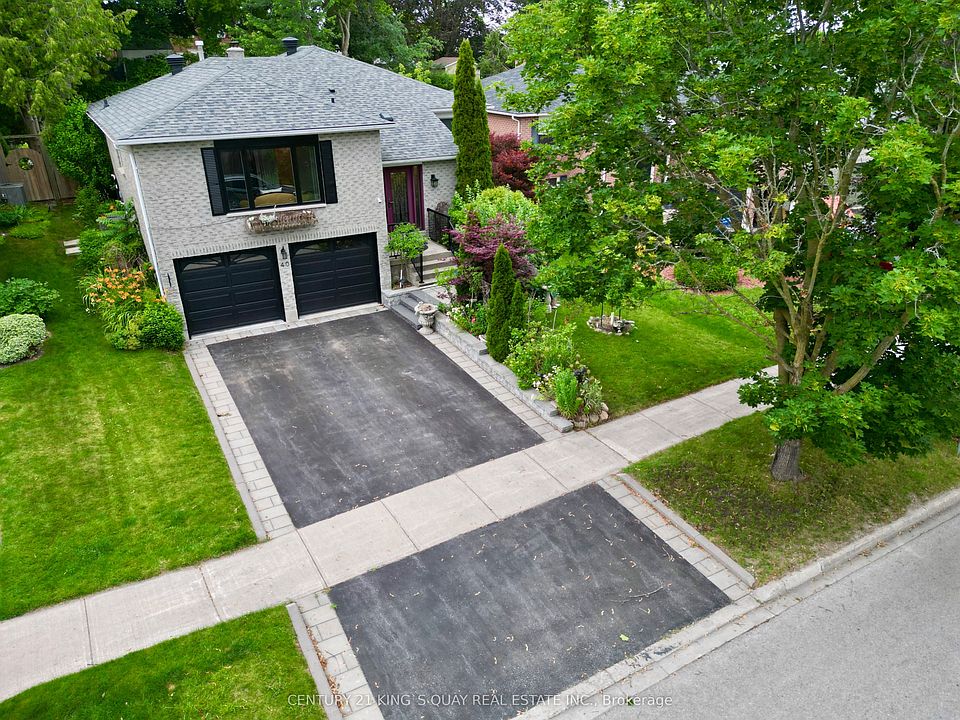 1st image of 40 Stonehill Blvd