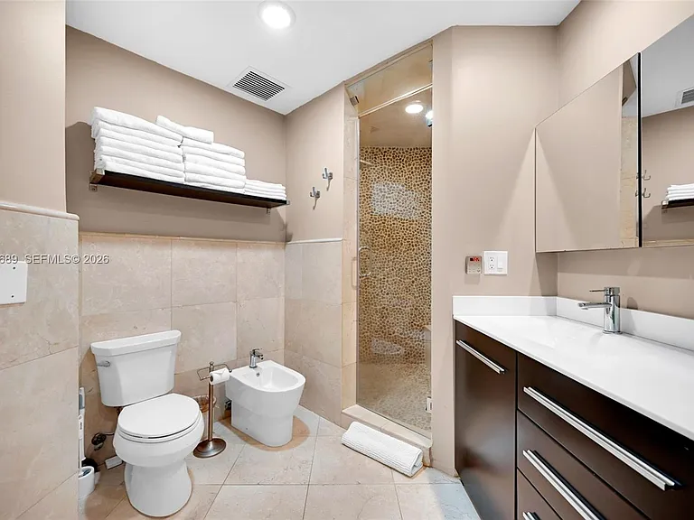 100 S Pointe Dr #801 — Photo 48