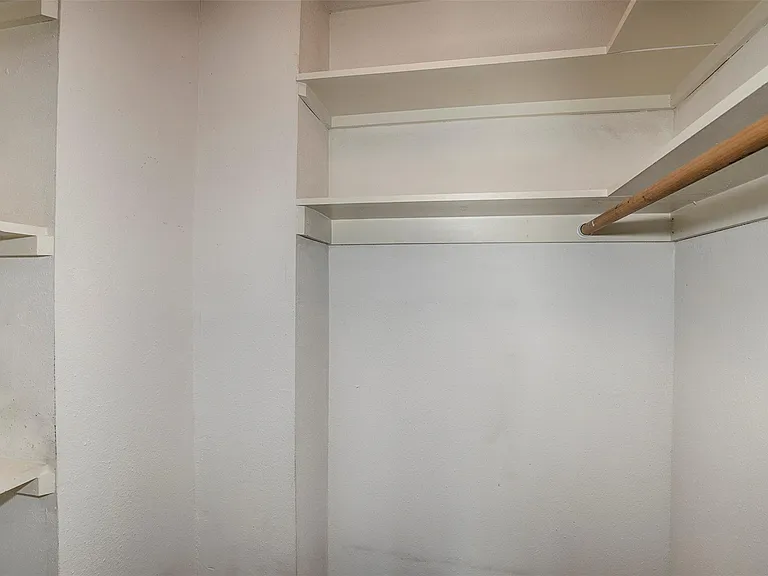 431 Sunset Dr #2 — Photo 11