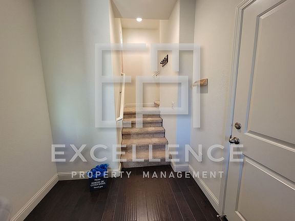 2nd image of 4519 Huntington Ln