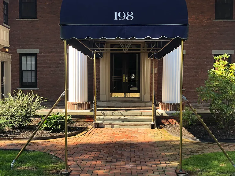 198 Pawling Ave #14 — Photo 17