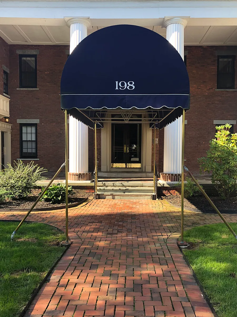 Building Photo - 198 Pawling Ave #12