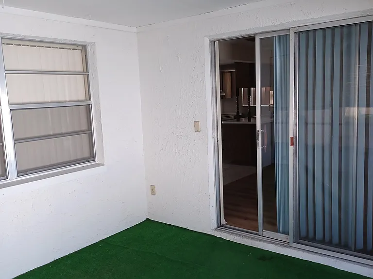 6437 Limerick Ave — Photo 19
