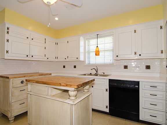 5th image of 512 Idlewood Dr
