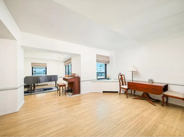 43 West 61st Street image 1 of 13