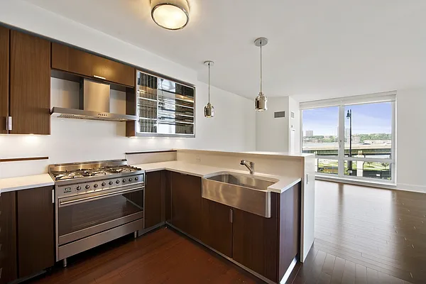 Rented by Nest Seekers International | media 27