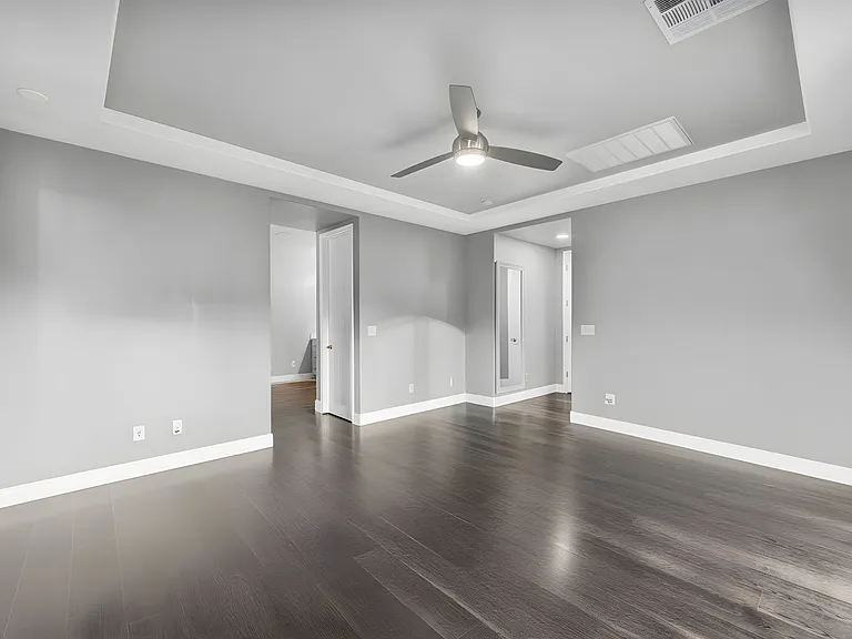 233 Castellari Dr — Photo 16