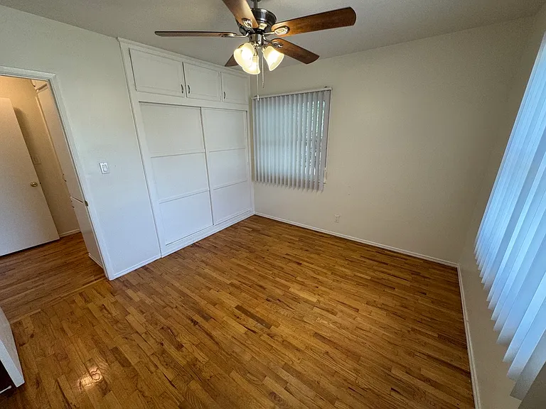 1736 S Robertson Blvd #5 — Photo 32