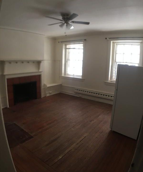 1st image of 311 S Hicks St Floor 1