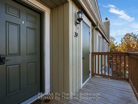 5th image of 19 Dawson Dr #39