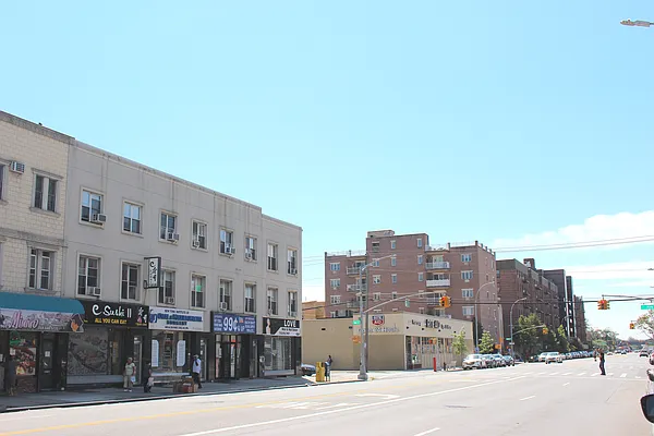 Rented by Compass | media 37