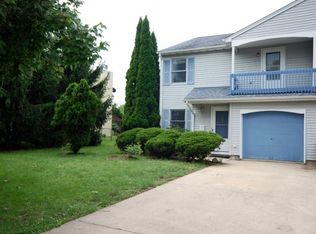 7A Stillwell Rd, Kendall Park, NJ 08824