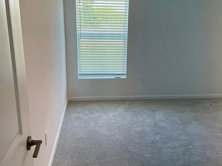 749 Worlington Ln — Photo 23