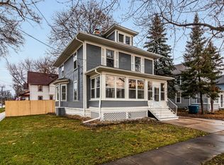 502 Oak Ave, Aurora, IL 60506