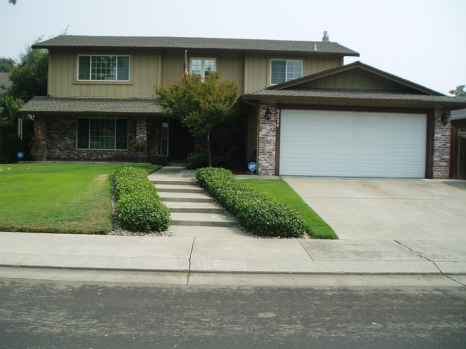 1st image of 9824 Weeping Willow Dr