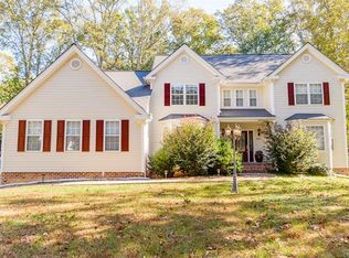 4411 Briarwick Dr, North Chesterfield, VA 23236