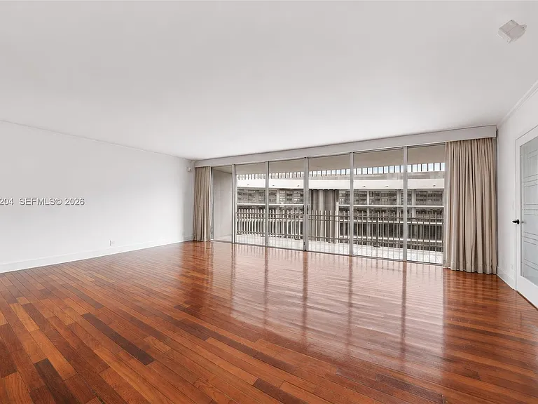 3 Grove Isle Dr #C605 — Photo 13