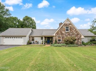 5276 Quail Hollow Dr, Olive Branch, MS 38654
