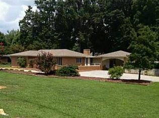 500 Baker Rd, Archdale, NC 27263