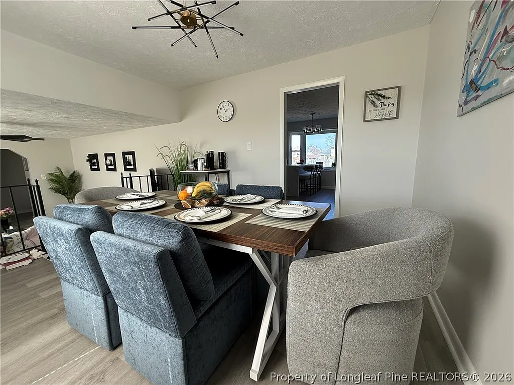 3 bed, 2.5 bath, 1800 sqft, $2,800 — Photo 3