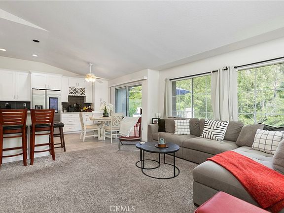 4th image of 123 Chaumont Cir