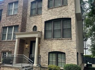 726 Cosmopolitan Dr NE, Atlanta, GA 30324