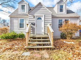 34 Harmon Ave, Springfield, MA 01118