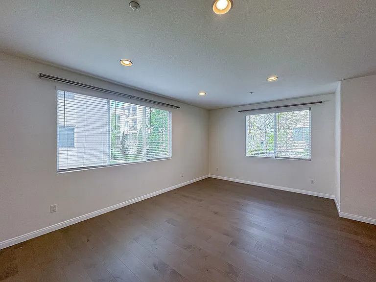 13021 Central Ave #203 — Photo 4