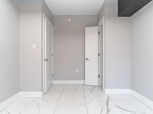 141 Utica Avenue image 4 of 9