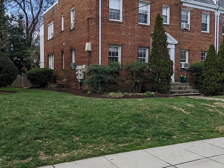 2316 40th St NW #3 — Photo 2