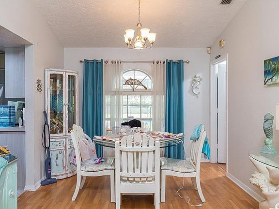 3rd image of 26138 Corkwood Ct
