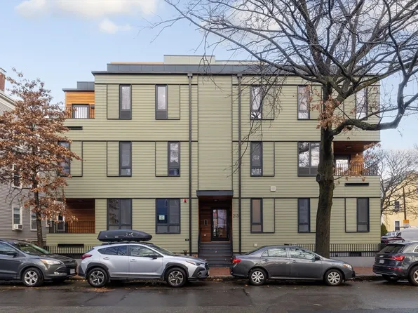 213 Harvard St #6, Cambridge, MA 02139