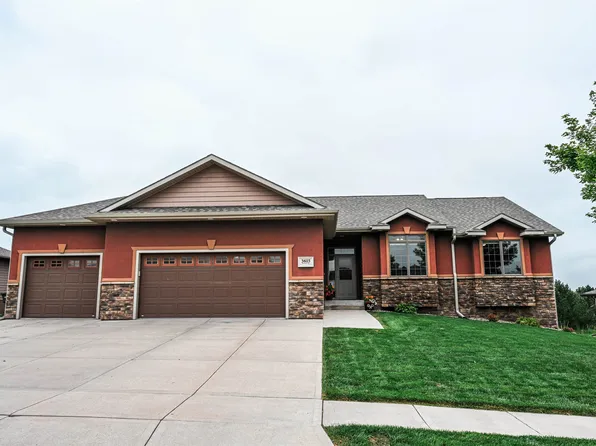 3603 Wendell Dr, Hastings, NE 68901