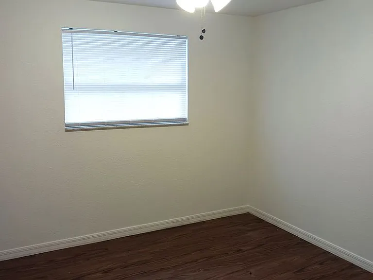 21377 Campbell Dr — Photo 8