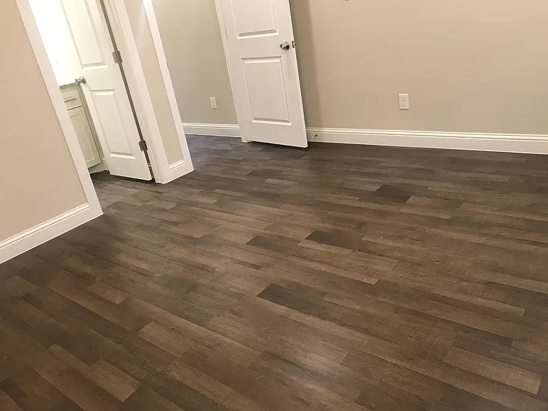 902 N Bush Ave — Photo 5