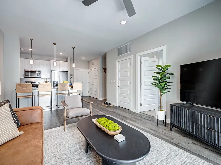 Water's Edge Townhomes — Photo 22