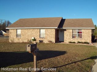 849 Lyndsi Ln, Hinesville, GA 31313