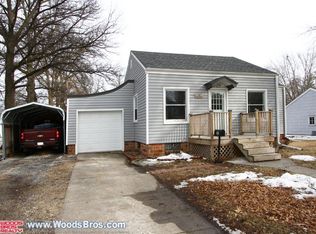 346 Norman Ave, Crete, NE 68333