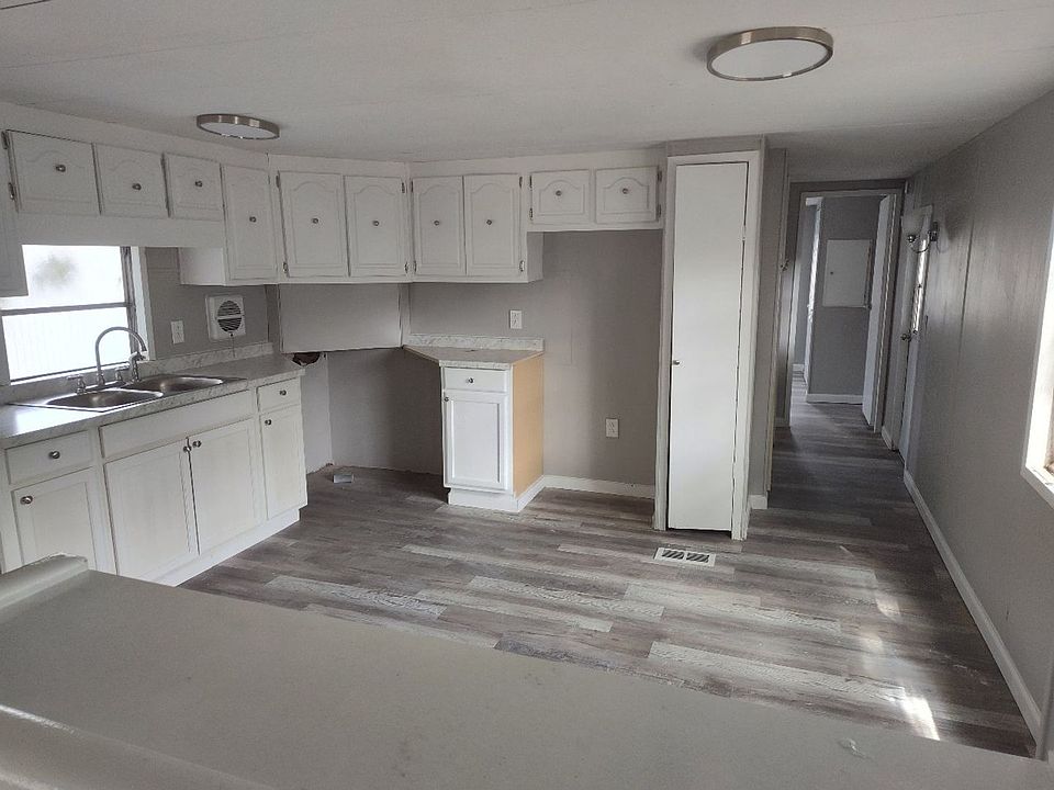 1st image of 503 S Humbolt Ave #22