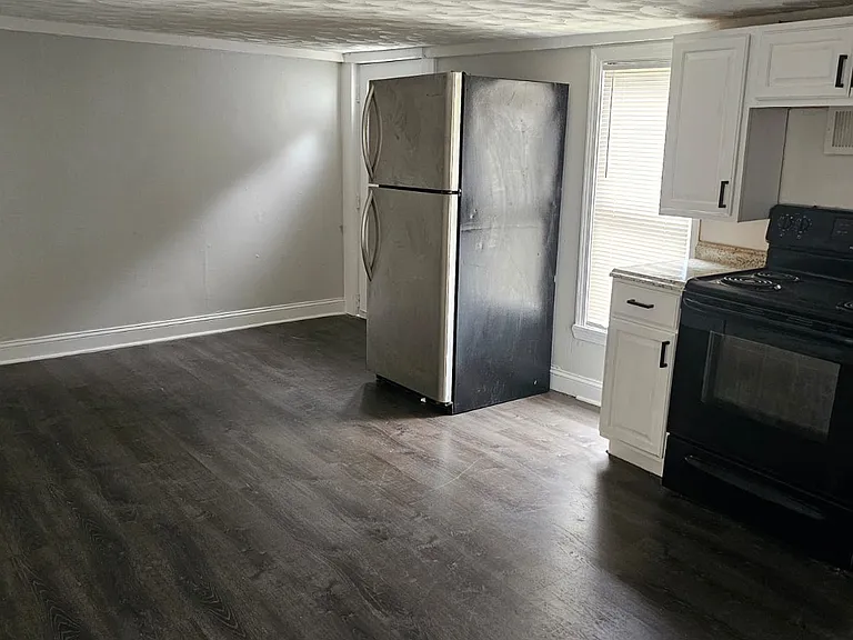 14 South St #1L — Photo 4