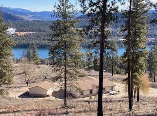 9 Ballard Ave, Kettle Falls, WA 99141